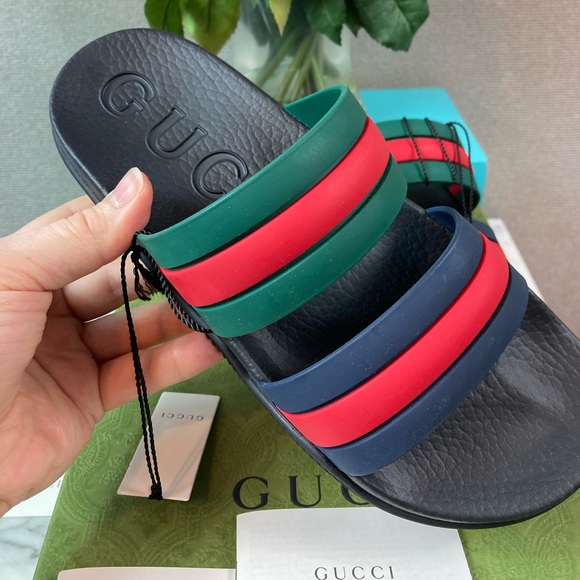 NIB NWT Gucci Men’s Black Rubber Striped Sandals Slides - Italian Size 11 - Picture 1 of 7